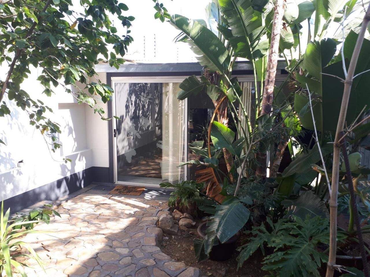 Hotel Suiderhof Self-Catering Windhoek Exterior foto