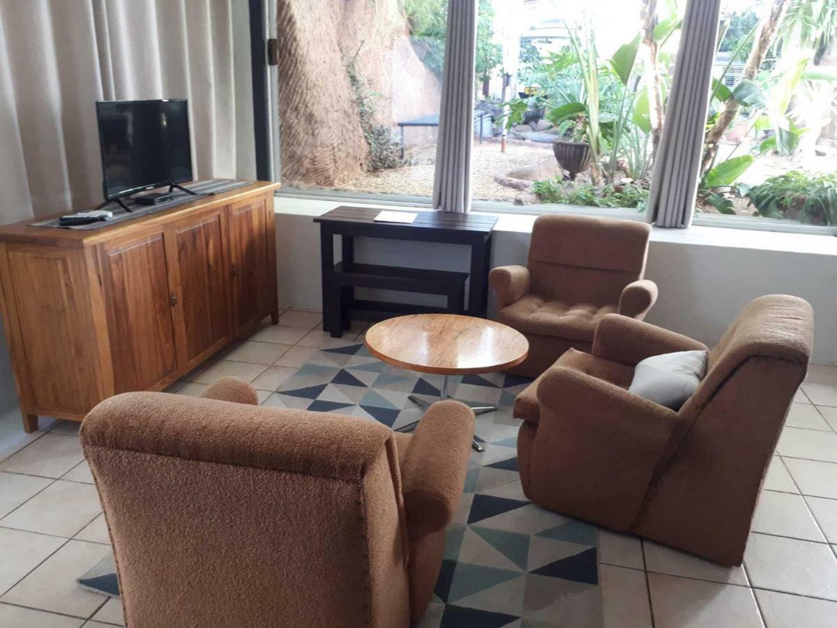 Hotel Suiderhof Self-Catering Windhoek Exterior foto